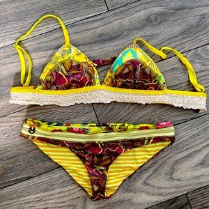 Maaji 2 piece bikini M
